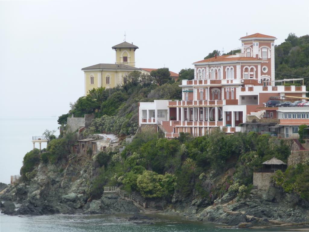 Hotel Leopoldo Castiglioncello Exterior foto